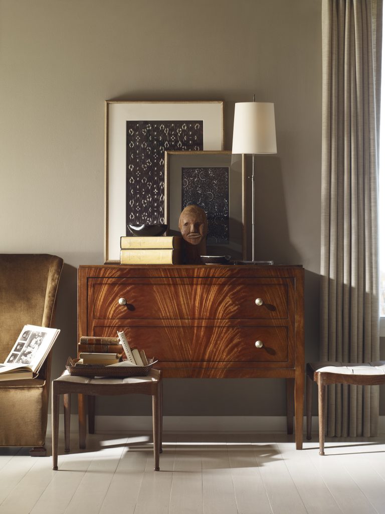 Content image for How to Incorporate Vintage Furniture into Contemporary Decor